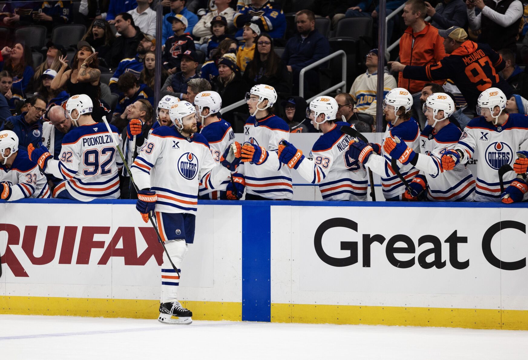 Blues take on the Oilers